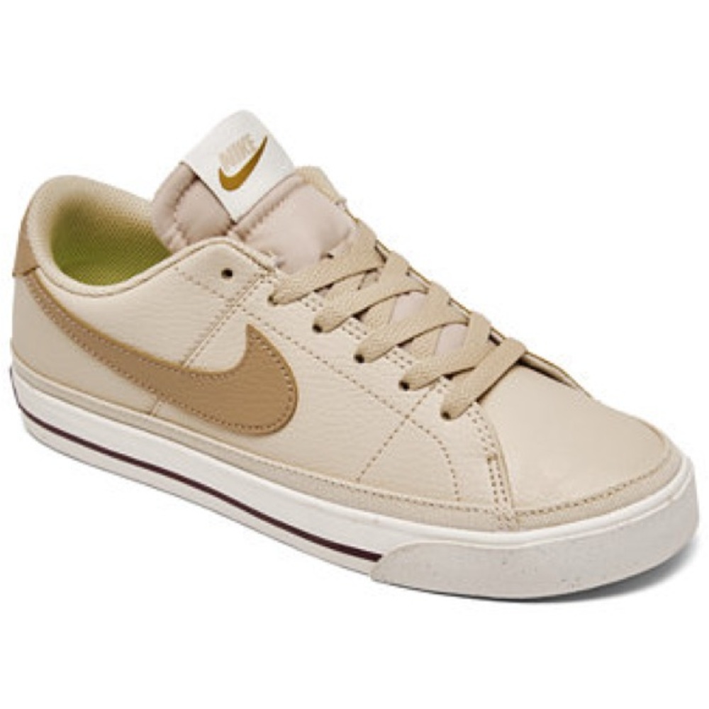 Women’s Nike Court Legacy